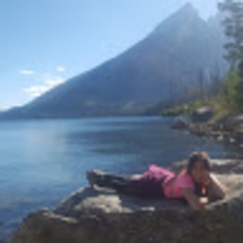 Meet your Posher, Julia